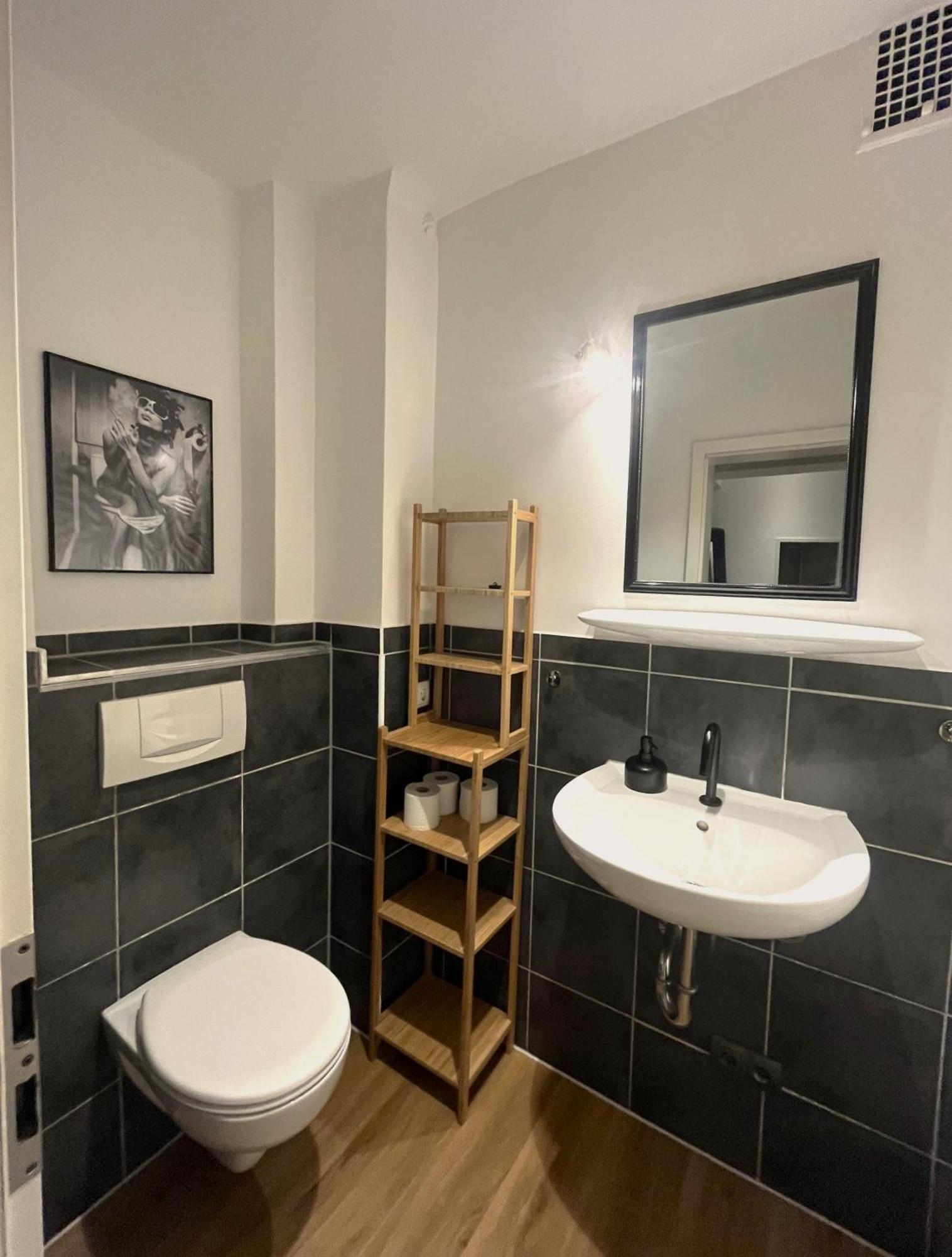 Apartment Loft Directly Next To Oktoberfest And Downtown